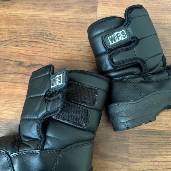 WFS | SNOW BOOTS Kids - Picture 4 of 7